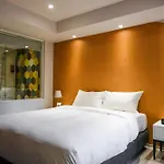 Giant Rich Hotel