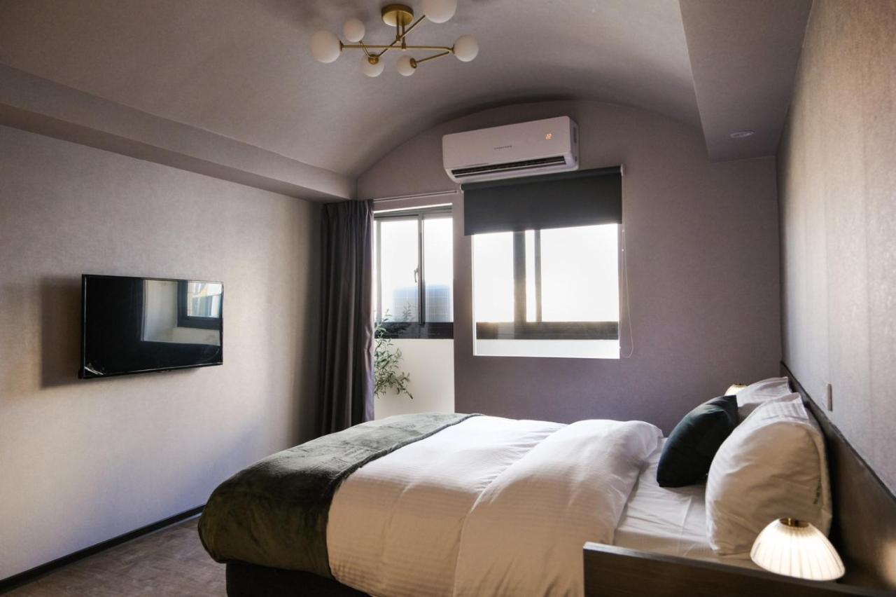 Giant Rich Hotel 3*